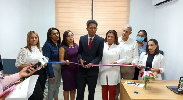 Hospital Robert Reid Cabral inaugura oficina del bloque quirúrgico paralizado desde hace cinco años